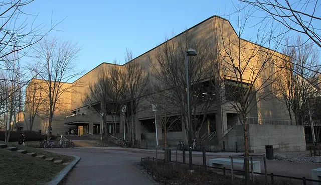 Tikkurilan kirjasto