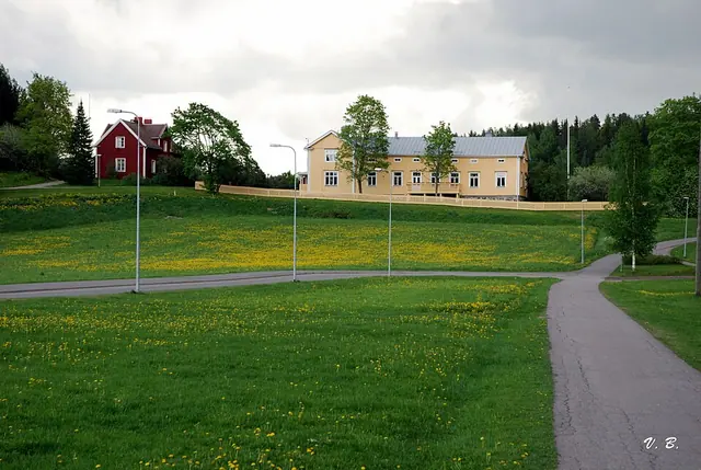 Kirkonkylän luistelurata 400 m