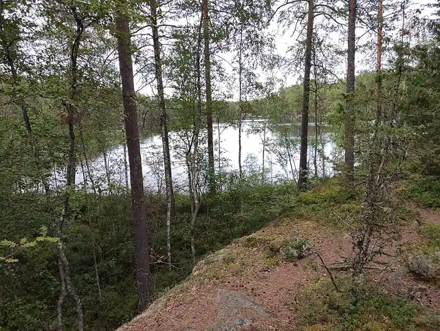 Holma-Saarijärven läntinen telttailualue